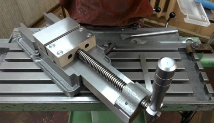 Тиски для фрезерного станка: как использовать для оптимальной работы