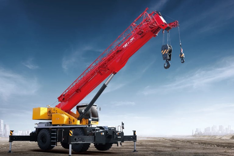 Короткобазные автокраны: использование в строительных и монтажных работах