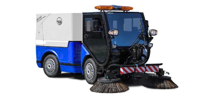 Как одна машина Ronking RG8240 заменяет целую бригаду дворников