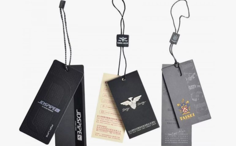 Виды бирок на одежду: как выбрать оптимальный вариант для бренда