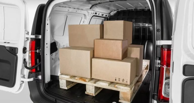 Малогабаритные грузы для бизнеса: в каких случаях выгоднее вызвать газель
